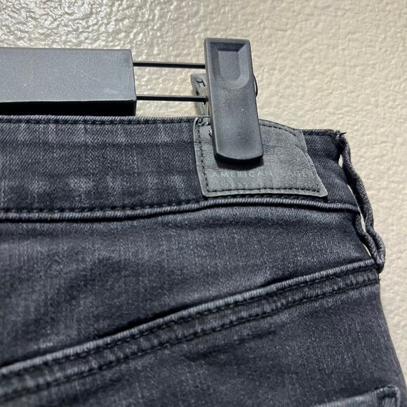 American Eagle Next Level Stretch Hi-Rise Jeggings Black Distressed Cotton Sz 6 - Picture 5 of 9